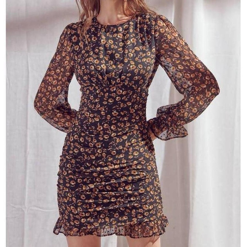 BNWT Storia Black and Orange Floral Long Sleeve Dress